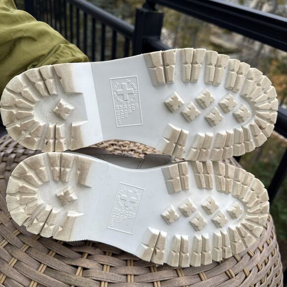 Dr. Martens Zuma II Women's 6 Ankle Lace-Up Strap White Zuma II UK 4 EU 37 - Picture 9 of 16